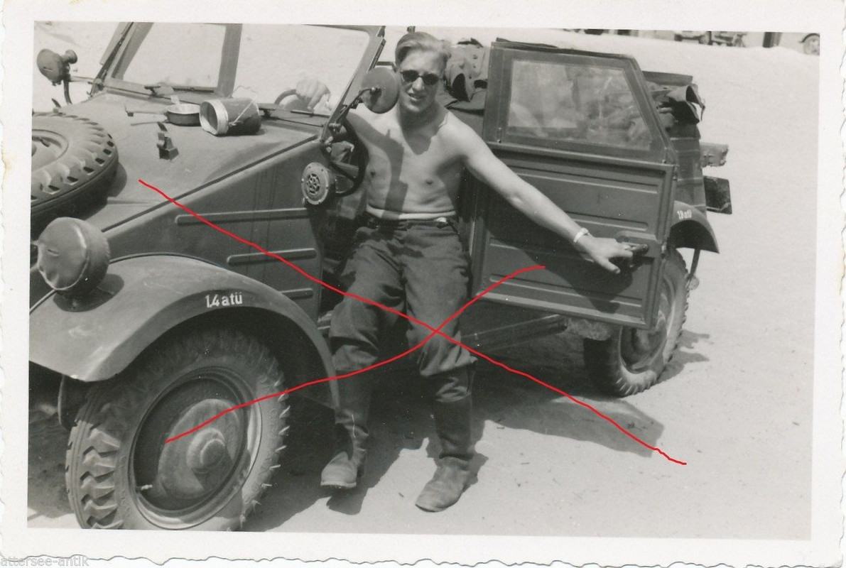 Südfront Palermo Kübelwagen mit deutschem Soldat