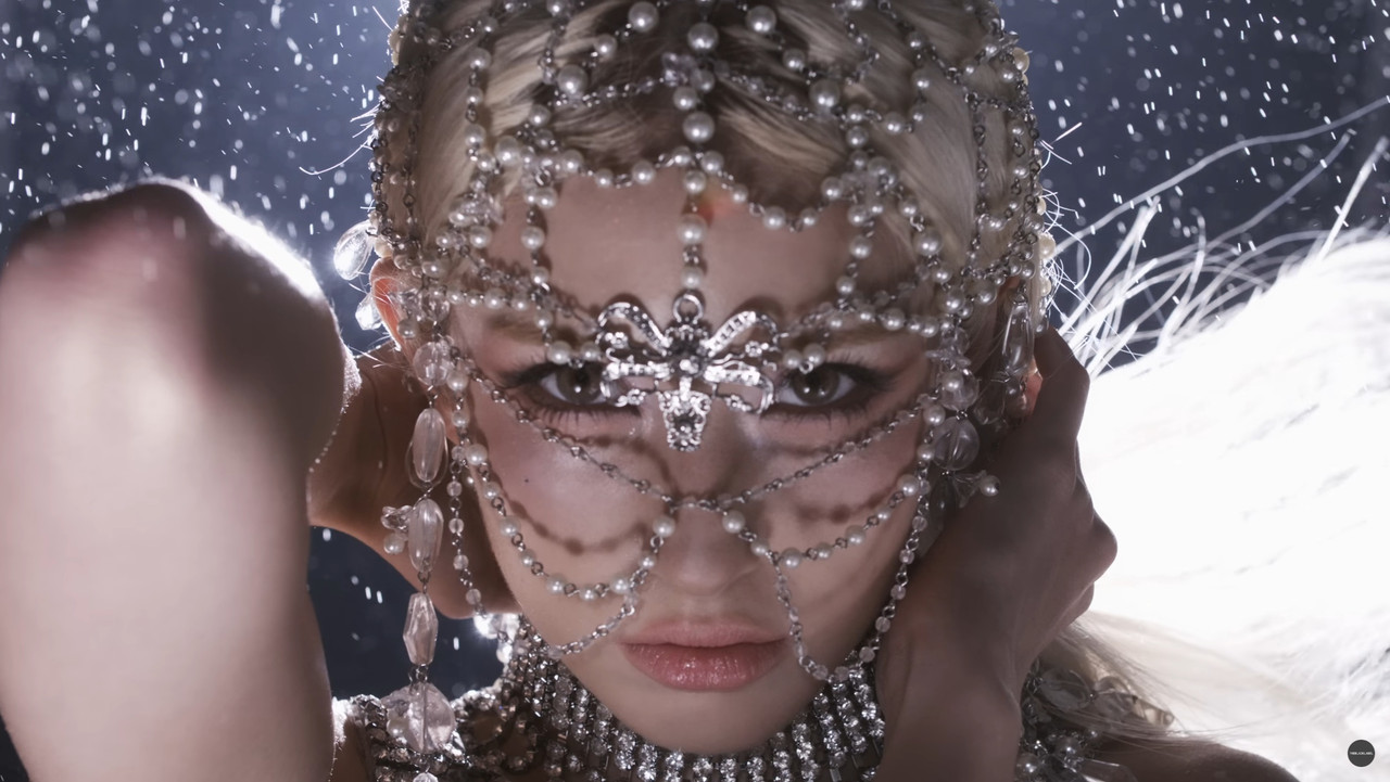Closer3.jpg