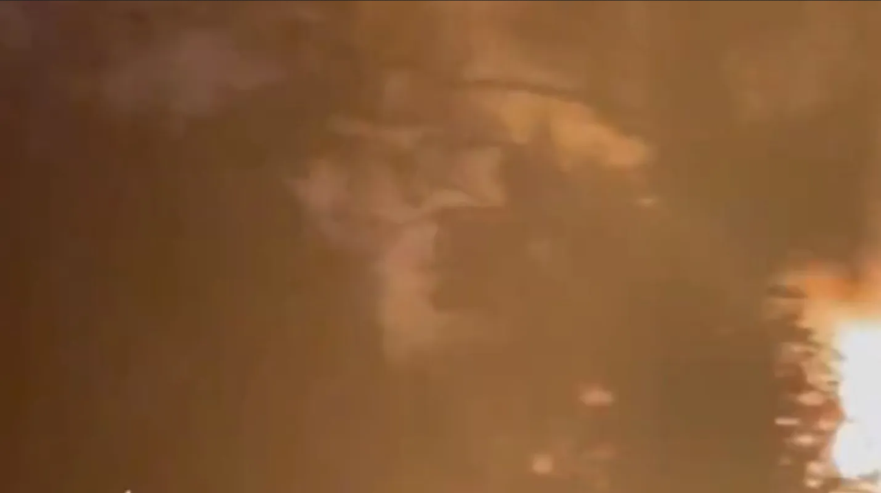 Planta química explota en Louisiana y causa alerta