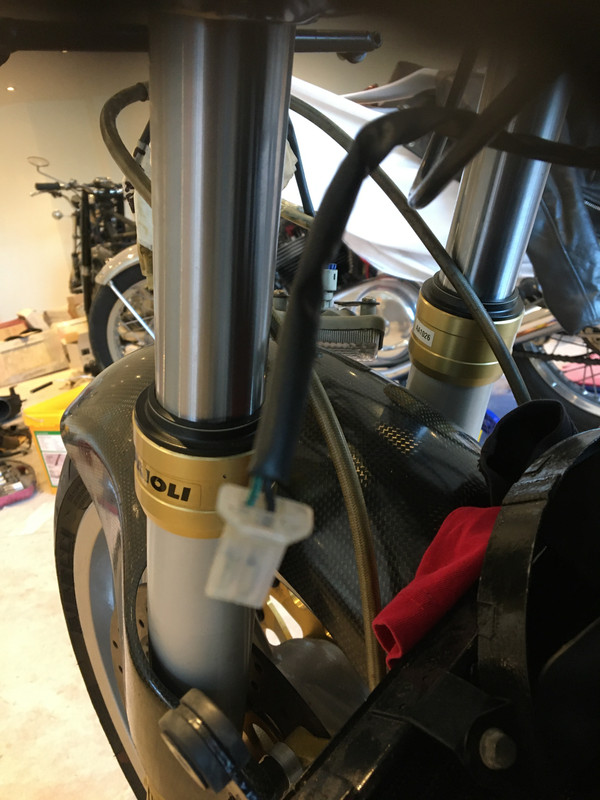 967C3207-F3F5-4907-B207-AD75C46BCE55