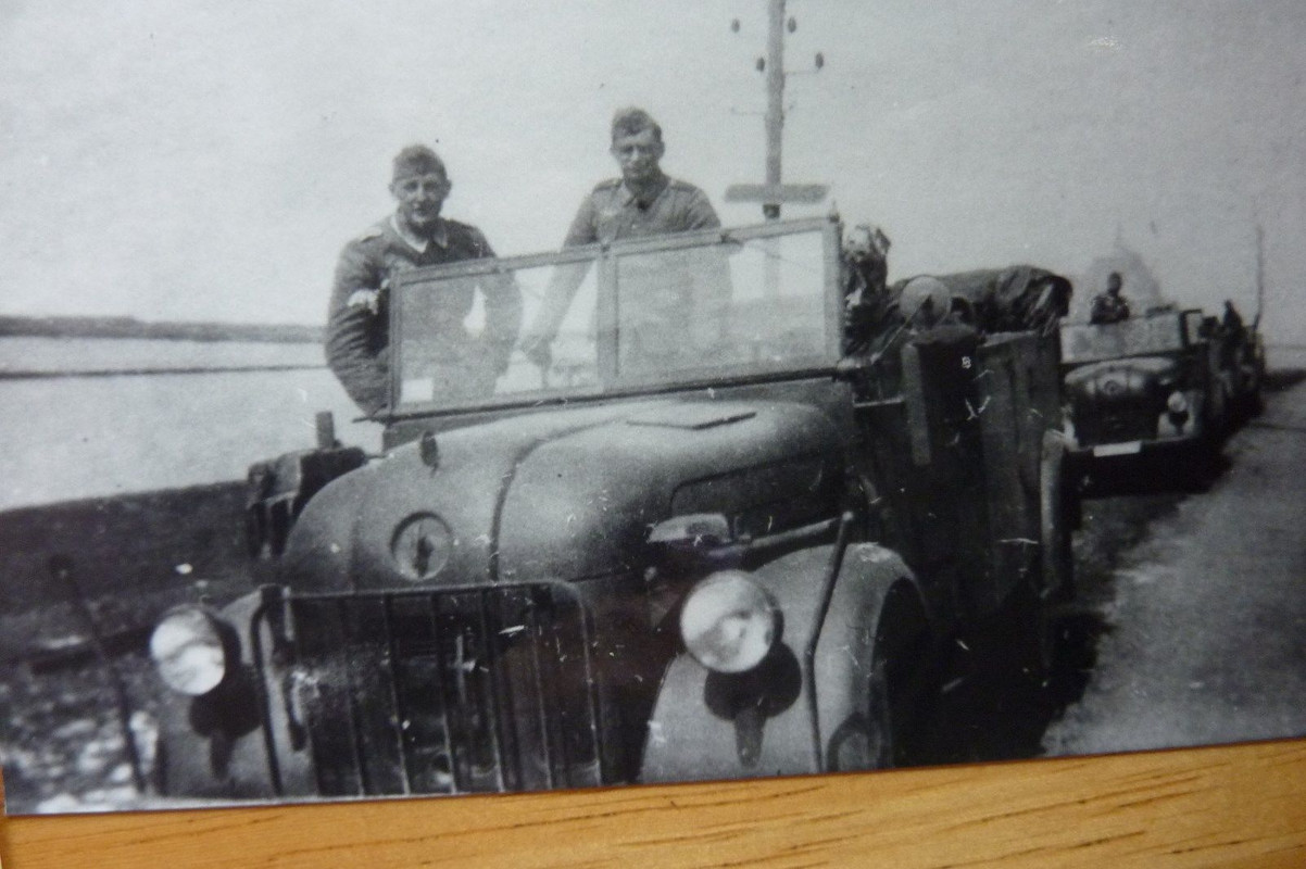 KÜBEL WAGEN,Einheits-PKW Steyr,