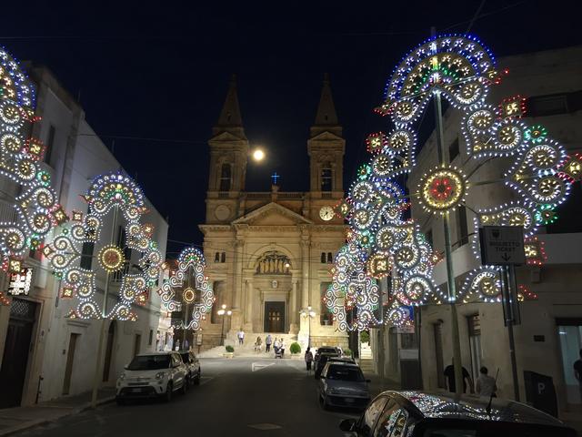 Día 14- Ostuni y Alberobello - Nápoles, Costa Amalfitana y el Sur de Italia en moto (9)