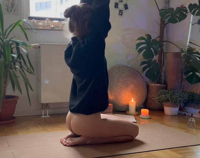 Teen Naked Sensual Yoga Ended Deep Fucking With Creampie 20