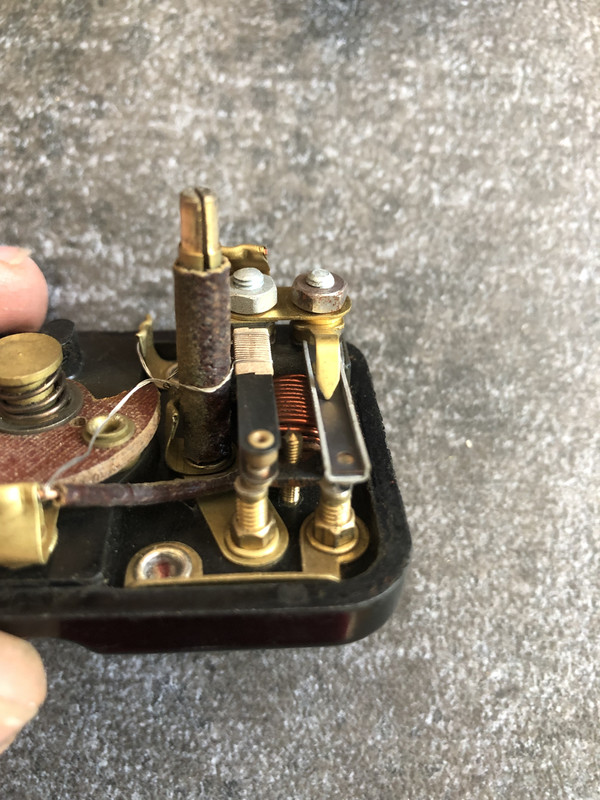 C140CF03-56C0-4BFD-82DE-AC42A8644A65