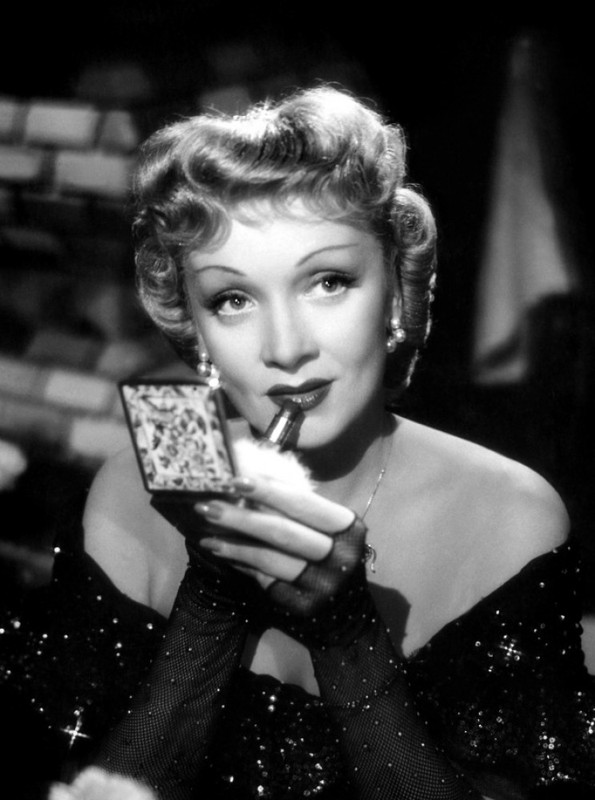 Marlene_Dietrich_d59