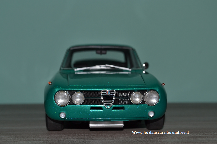 ALFA-ROMEO-1750-GTAm-SPECIALE-az