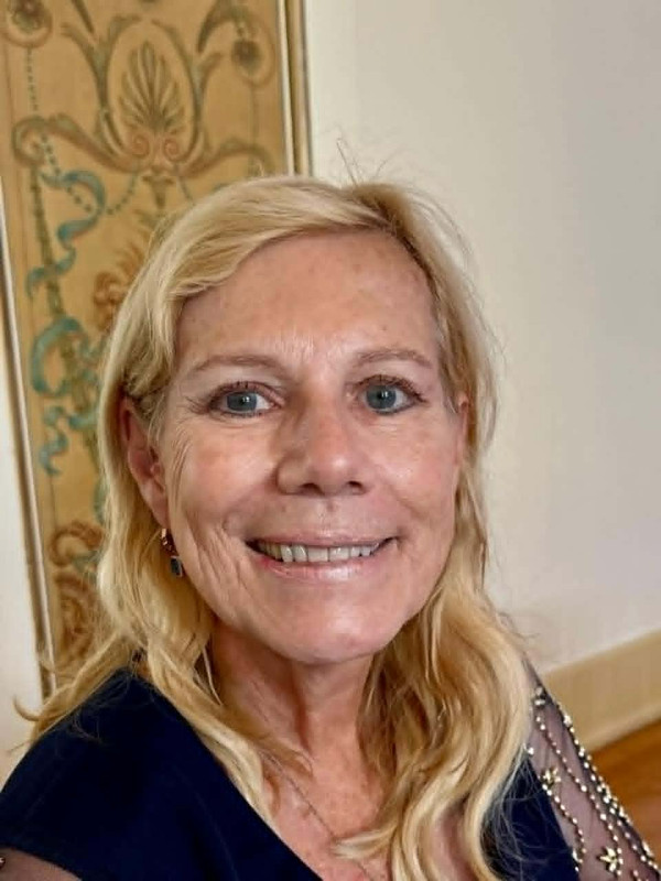 Joanie S.