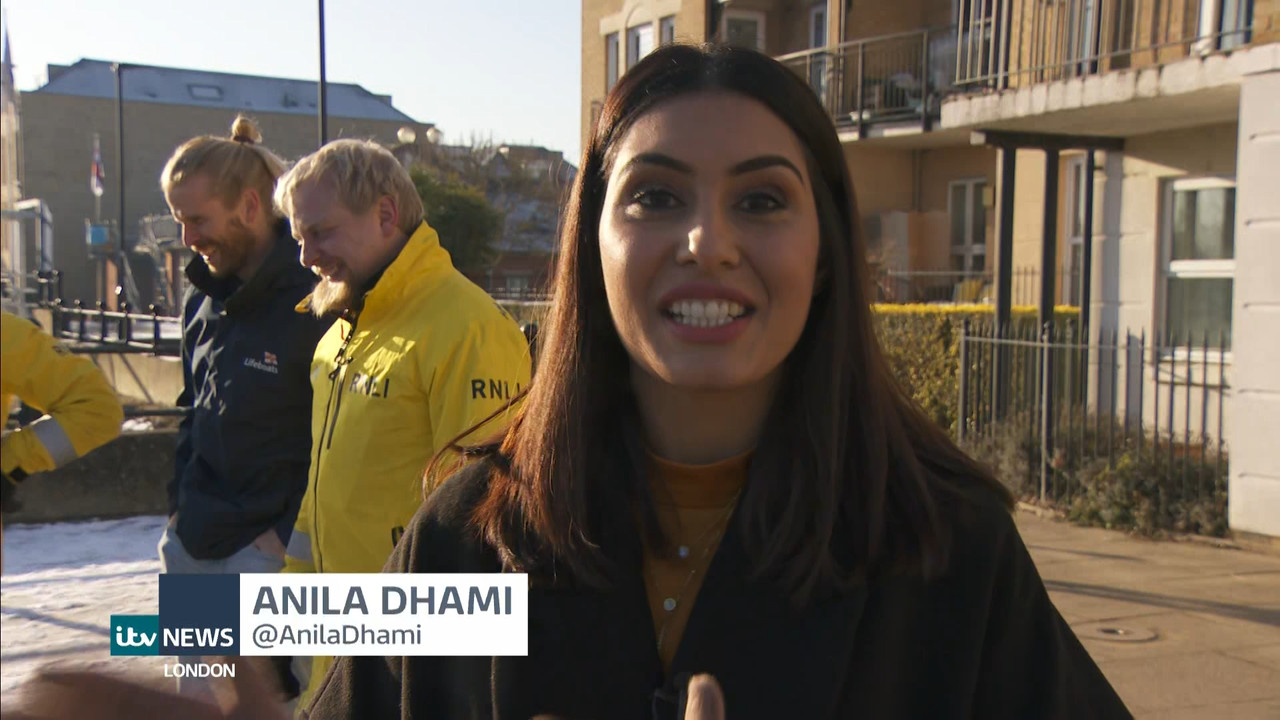 ITV News London_20221216_22302245.ts_snapshot_10.34.777