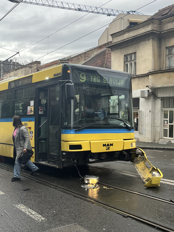 6DAB3B33-6612-49C8-BF43-74E45233CD2B