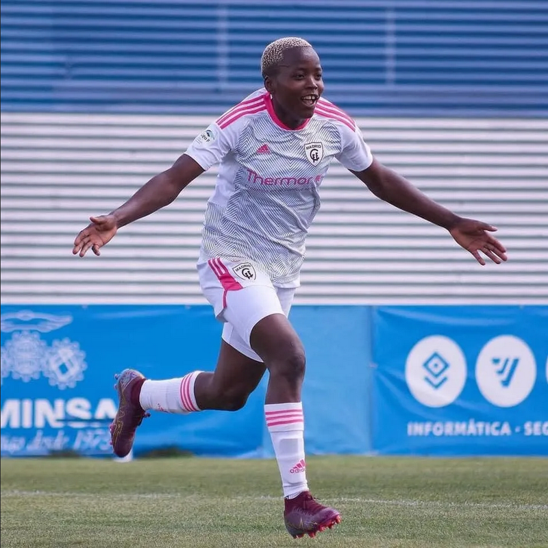 Bay FC bate récord de transferencias contrató a a la futbolista más cara del mundo