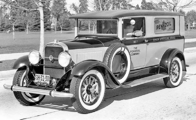 pour se rincer l'oeil - Page 13 1930-Studebaker-Six-Pennzoil-salesman-1