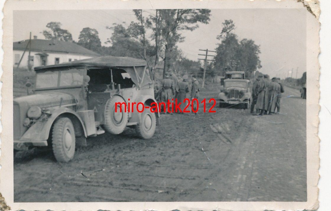 Foto, Wehrmacht, Kübel und andere Pkw, Vormarsch