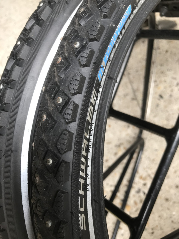 19C64BDD-6BAC-49AA-AEDC-077BA9A4FA4C