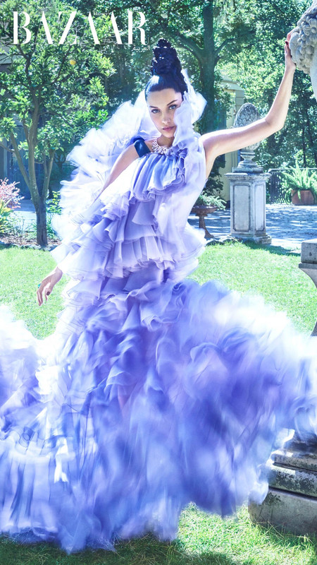 bella-hadid-in-harper-s-bazaar-magazine-arabia-october-2018-4