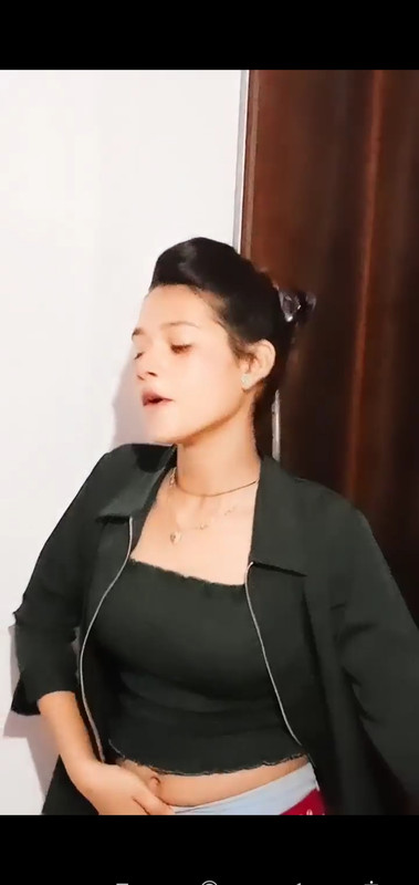 Screenshot_2022-06-22-14-18-02-334_com.gallery.player