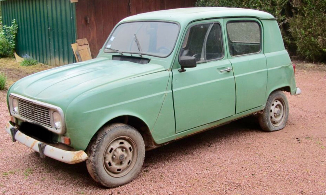 379B06A0-9C8C-4CA9-B1F8-FC99E999FE2B