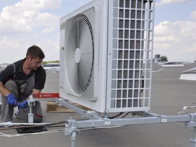 Компрессорно-конденсаторные блоки (ККБ)