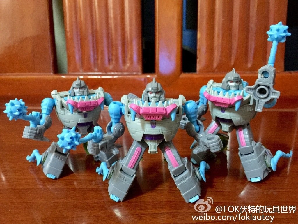 1475677986-sharkticon-02