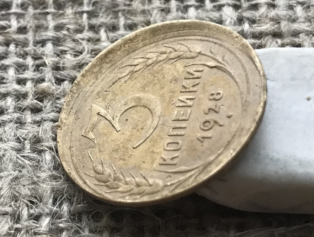 EABBA4A7-2387-4EDE-8073-F5F69F99F115