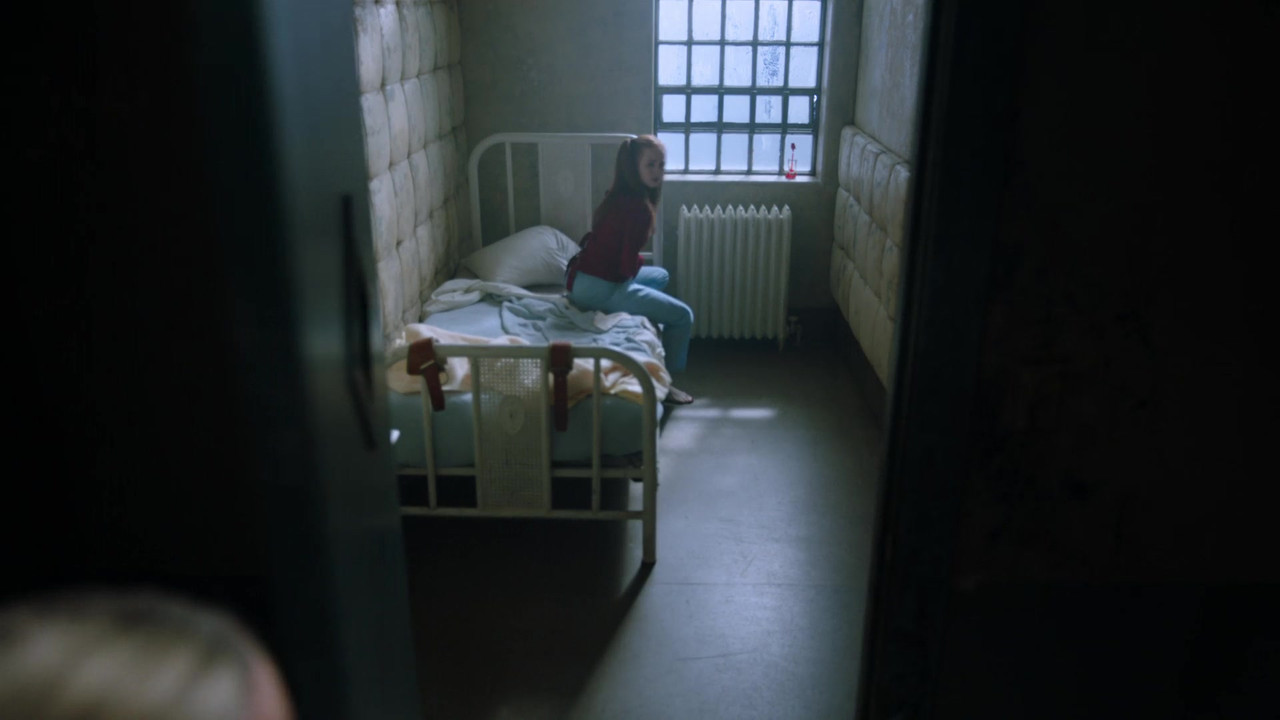 Riverdale_US_S02E16_1080p_KISSTHEMGOODBYE_NET_2500