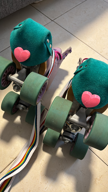 D778C386-F80C-41AB-BEB3-C7EB808E12A0