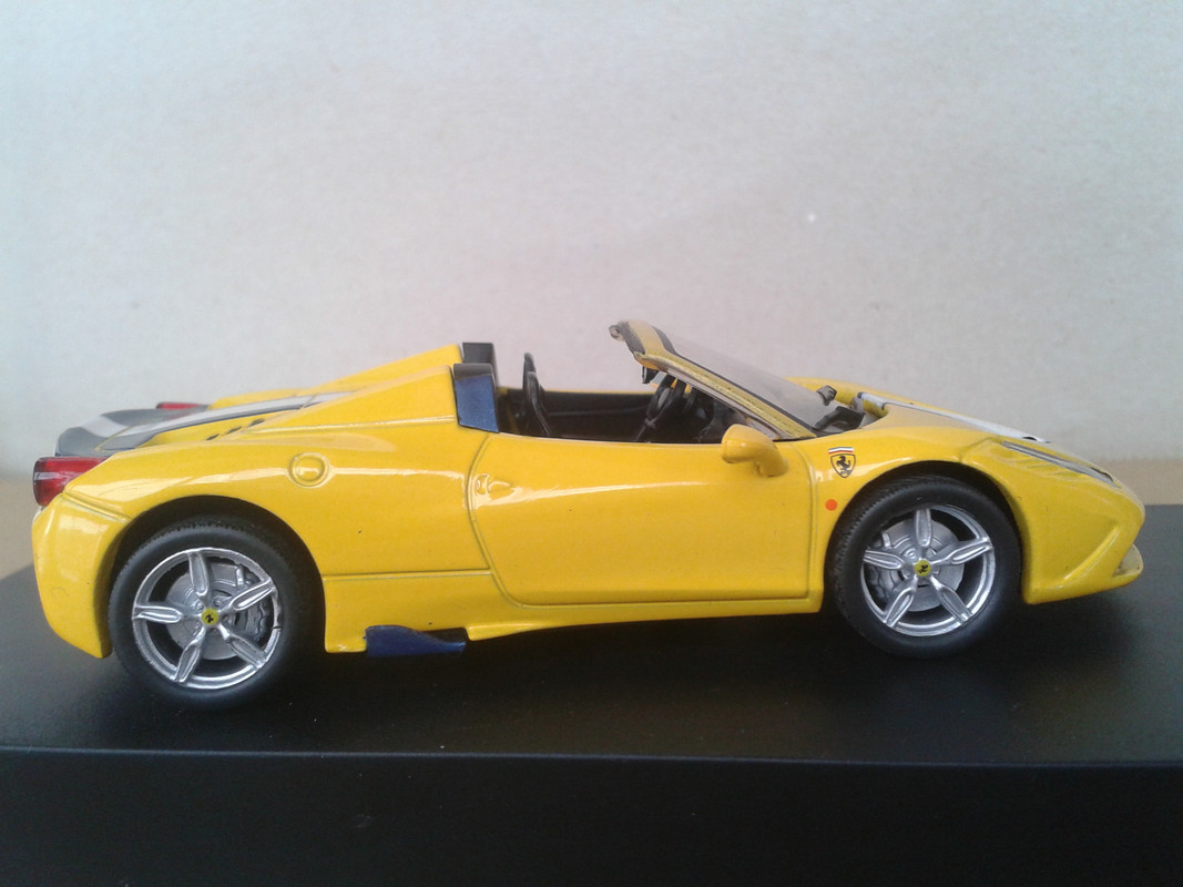 2013 Ferrari 458 Speciale A (nº 6 Ferrari GT Collection) (2)