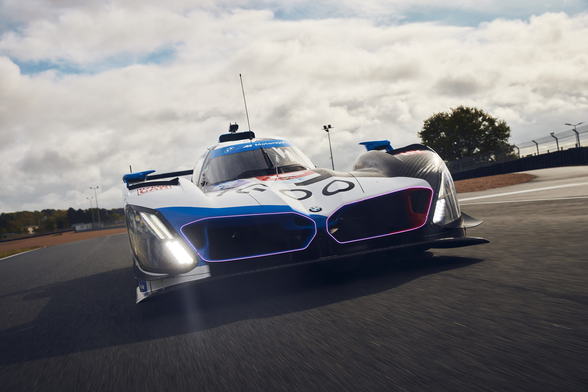 P90554322_highRes_le-mans-fra-4-5-may-