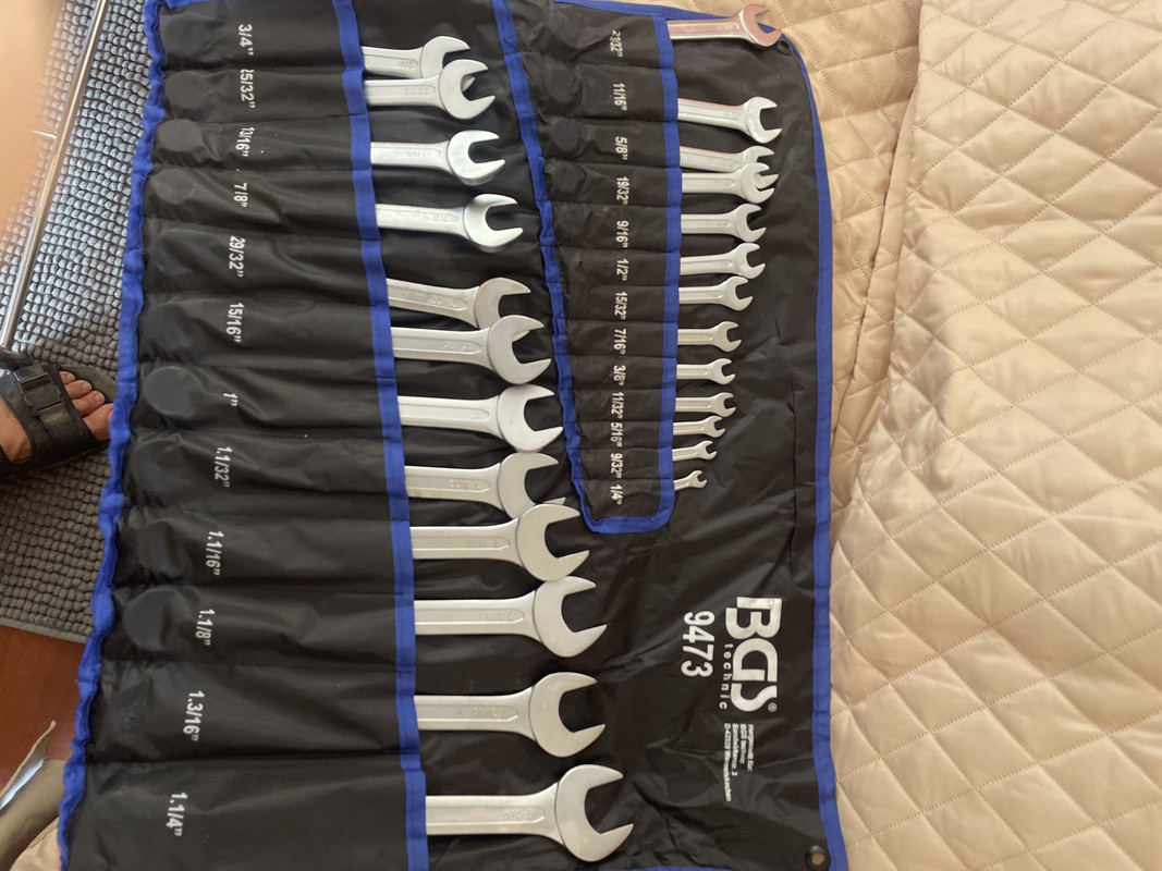 9D25C832-3867-4F27-83AE-951393C5900C