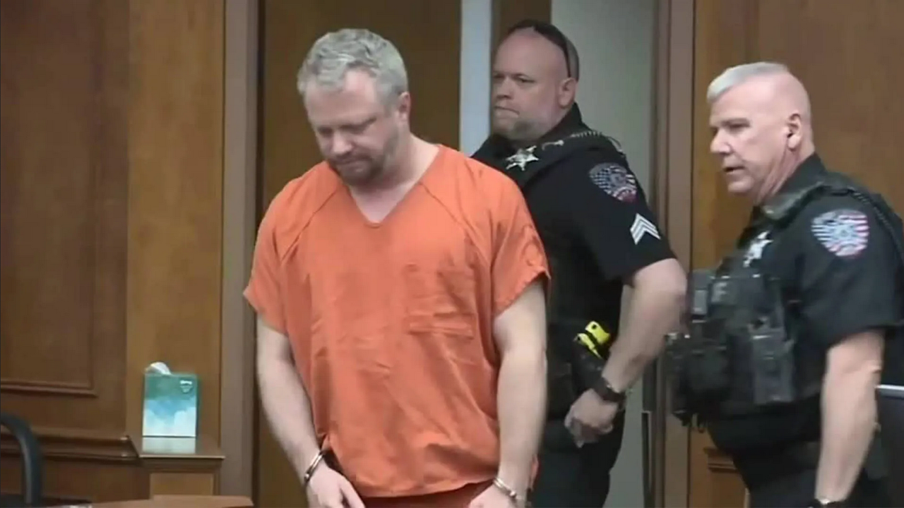 Dentista es acusado de envenenar a su esposa para irse con otra mujer