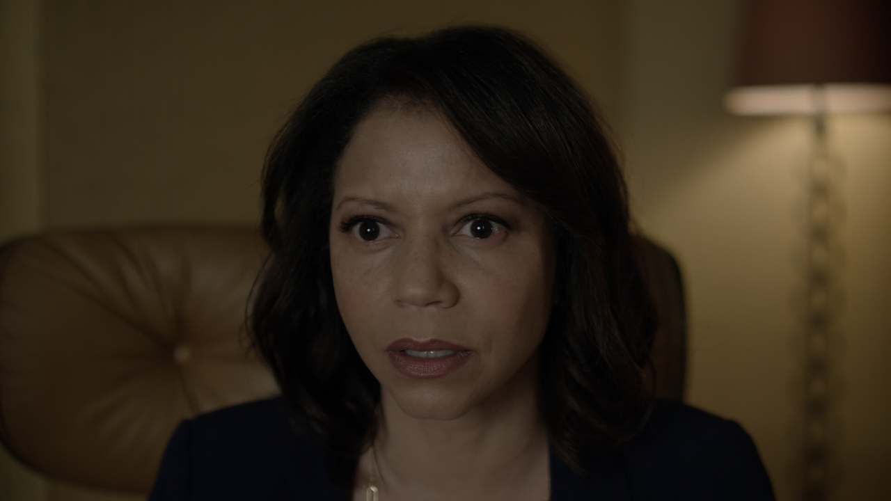 Mr.Robot.S01E02.eps1.1.ones-and-zer0es.mpeg.1080p.10bit.BluRay.AAC5.1.HEVC-Vyndros.mkv_snapshot_39.1