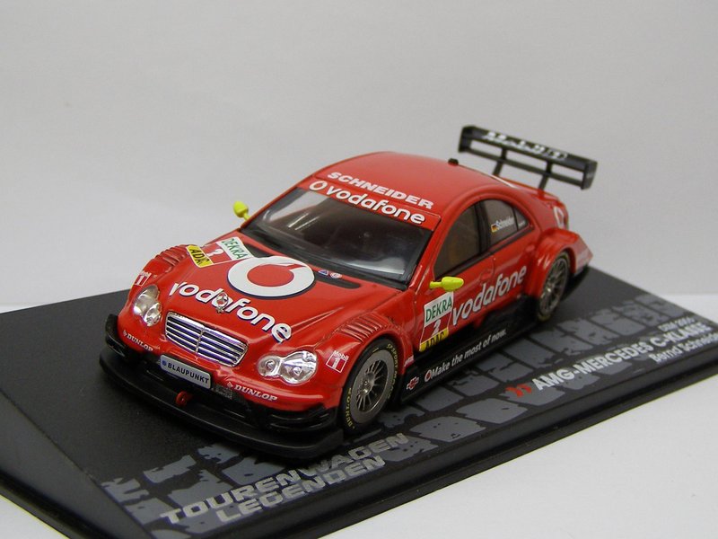 Mercedes Benz Cklasse DTM 2006 (1)