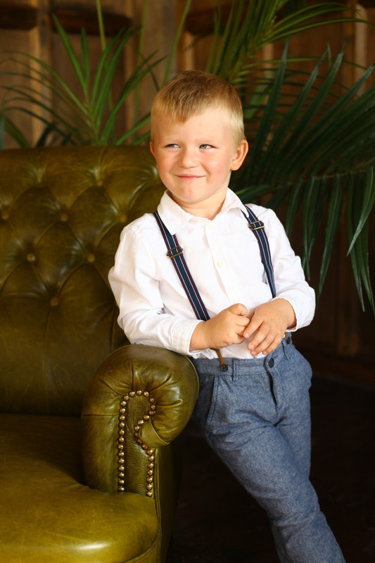 7093FE00-3E4E-494C-B87B-1534F2D9AFFF