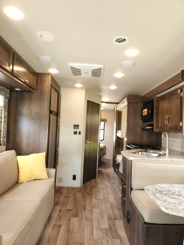 Vehicle thumbnail 32