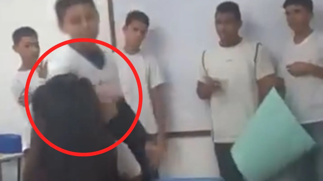 Brasil: Alumno apuñala a compañera con bolígrafo, se burlaron de él