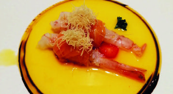 SA10. Gambero crudo avvolto in salmone 2 pezzi