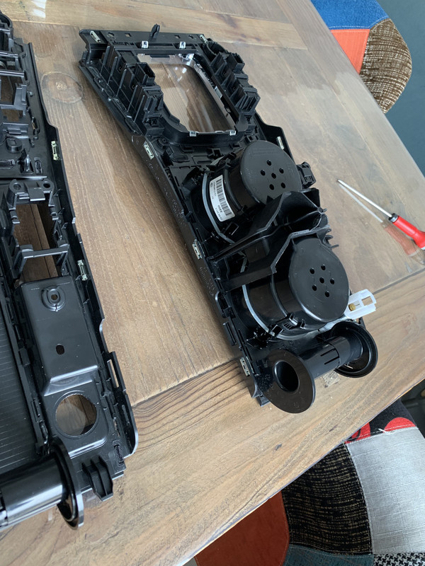 E0B7FB60-A60D-473A-A15F-44760EE5B90E