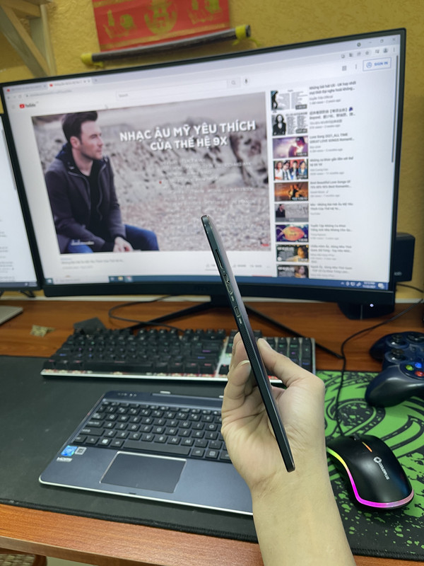 032EAE91-A65D-418A-A924-CA6E8FFA207A