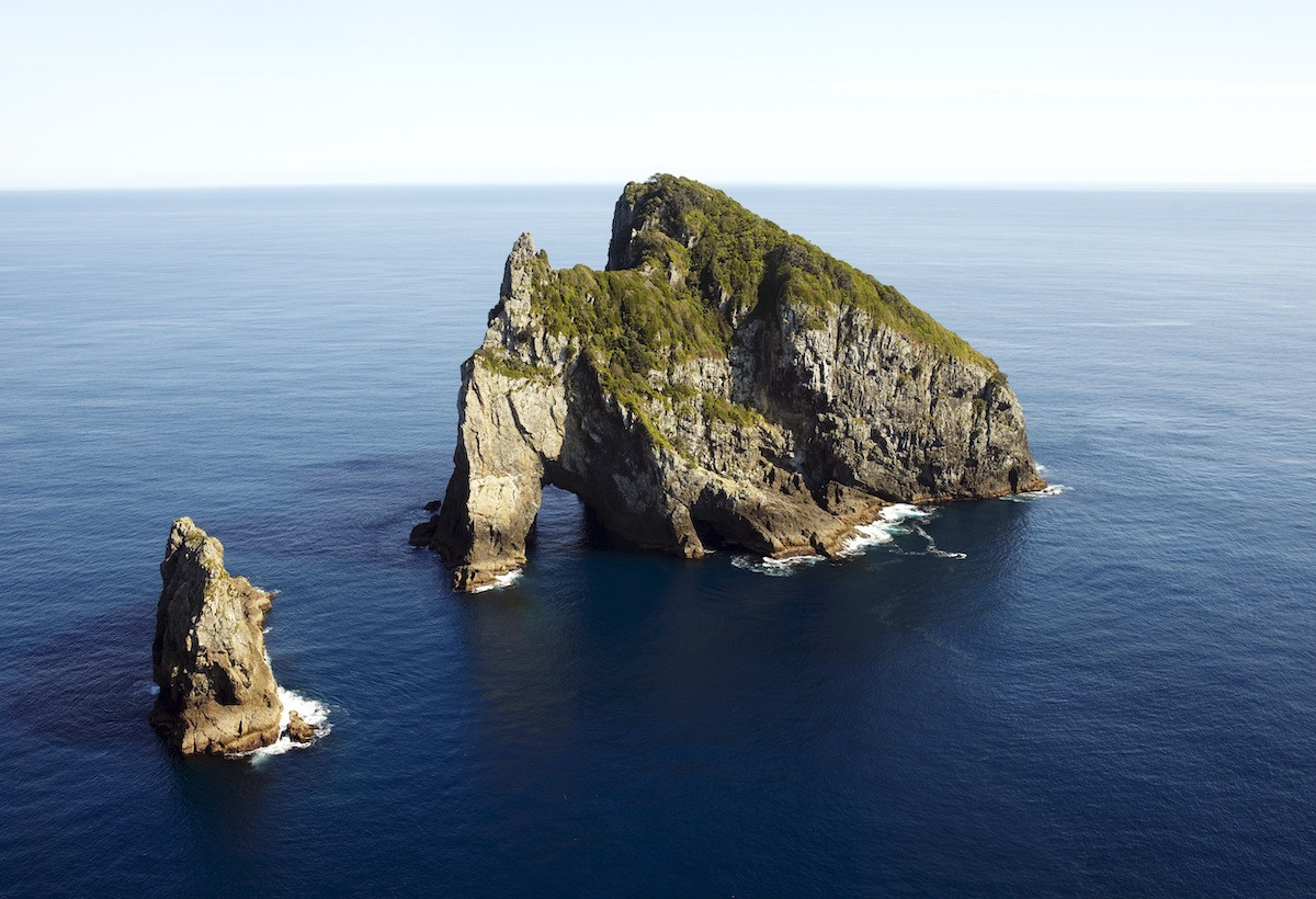 Hole In The Rock Cruise & Island Stopover // 3 Hours | Shaara Deals 