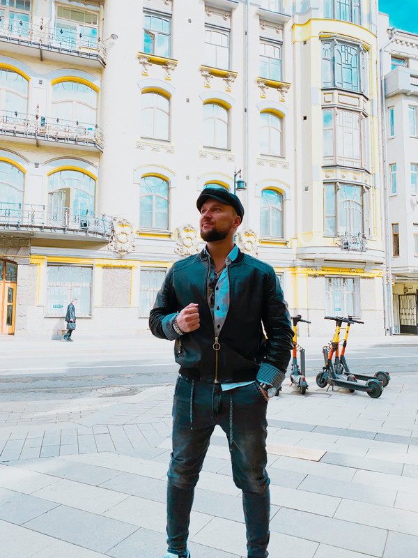 CB060F73-FA1F-49FF-B329-D651A4570A55