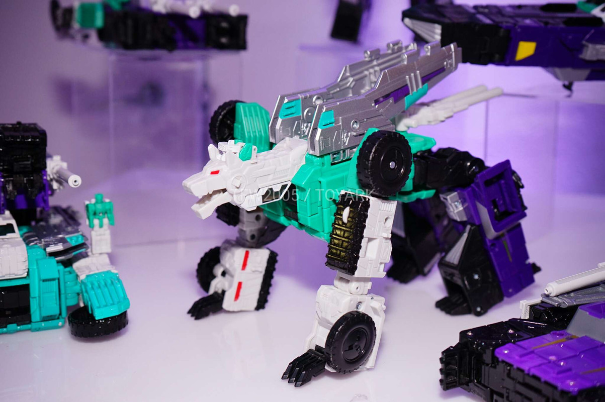 NYCC2016-Titans-Return-107