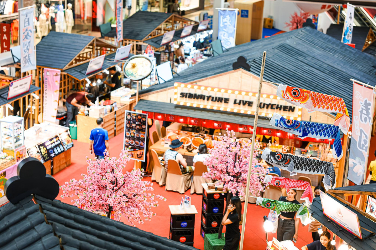 15] บรรยากาศโซน Signature Café