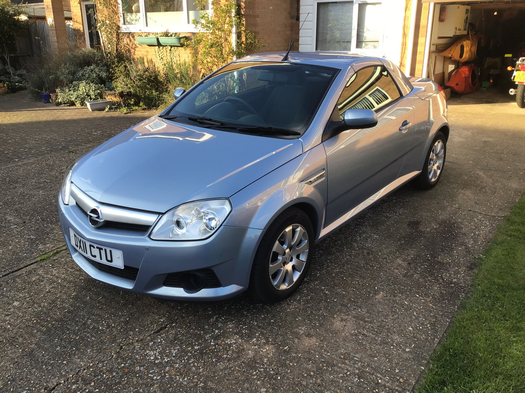 AB8D62D6-B20D-40C5-8D4F-A1CF27DEE54B