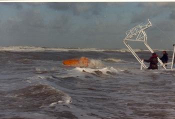 3B268F35-0E4A-49BC-A4B2-1E93F4E49653