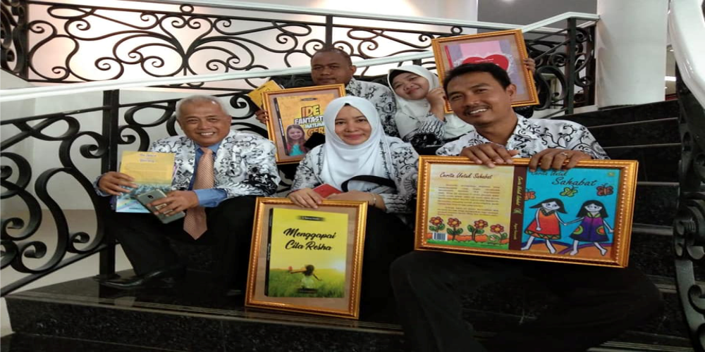 GURU BERPRESTASI BAPAK AGUS SURYADI, S.Pd.SD
