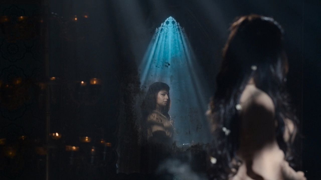 The.Empire.S01.1080p.HS.DSNP.mkv_snapshot_16.05_[2021.08.27_10.41.44]