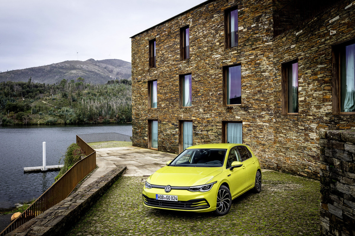 DB2019AU02044_overfull