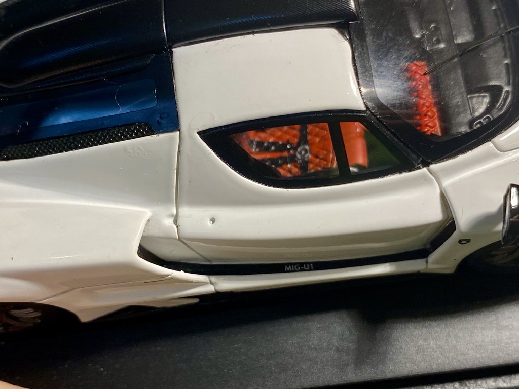 52799975-4661-4CF2-BAAE-C3DADB77B6E6