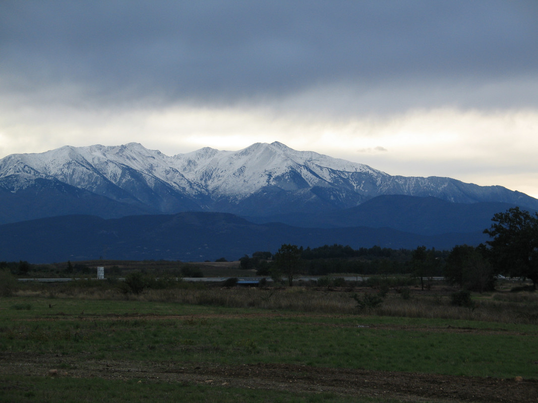 https://i.postimg.cc/W4g8kVqg/canigou-29-10-18.jpg