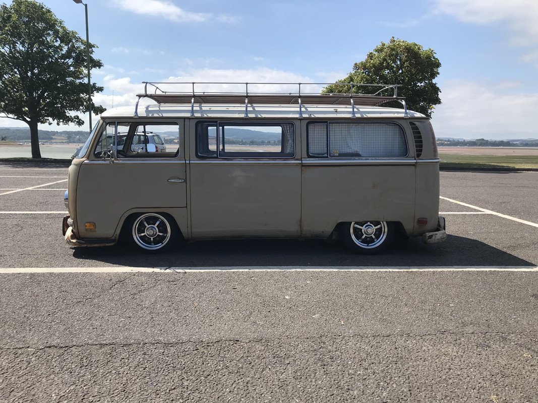 E50AE210-6F29-4882-BB93-F898367FFDAD