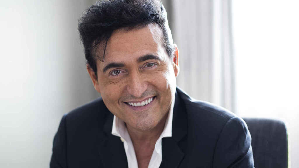 Carlos Marín, barítono del cuarteto Il Divo muere a los 53 años de edad